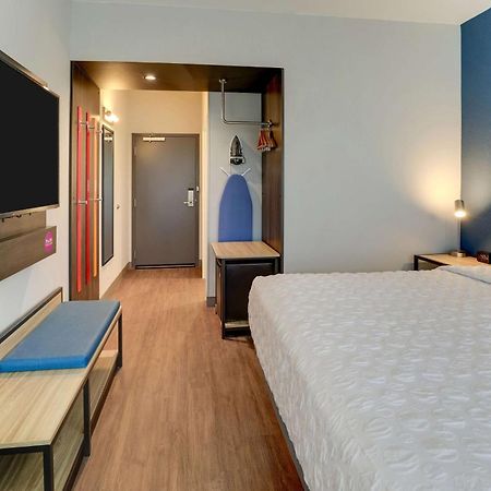 Tru By Hilton Leland Wilmington Hotel Екстериор снимка